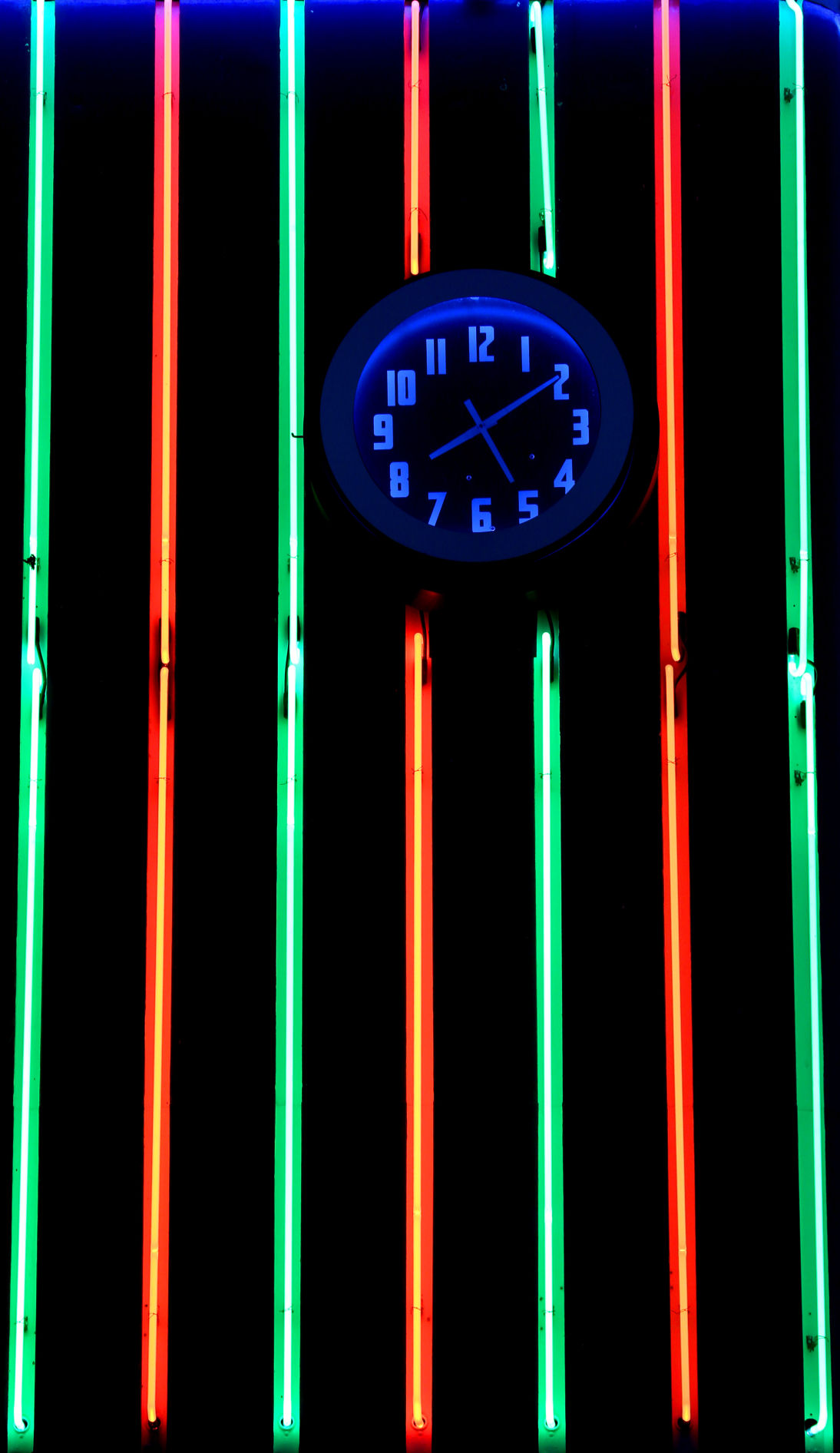 Neon clue No. 5
